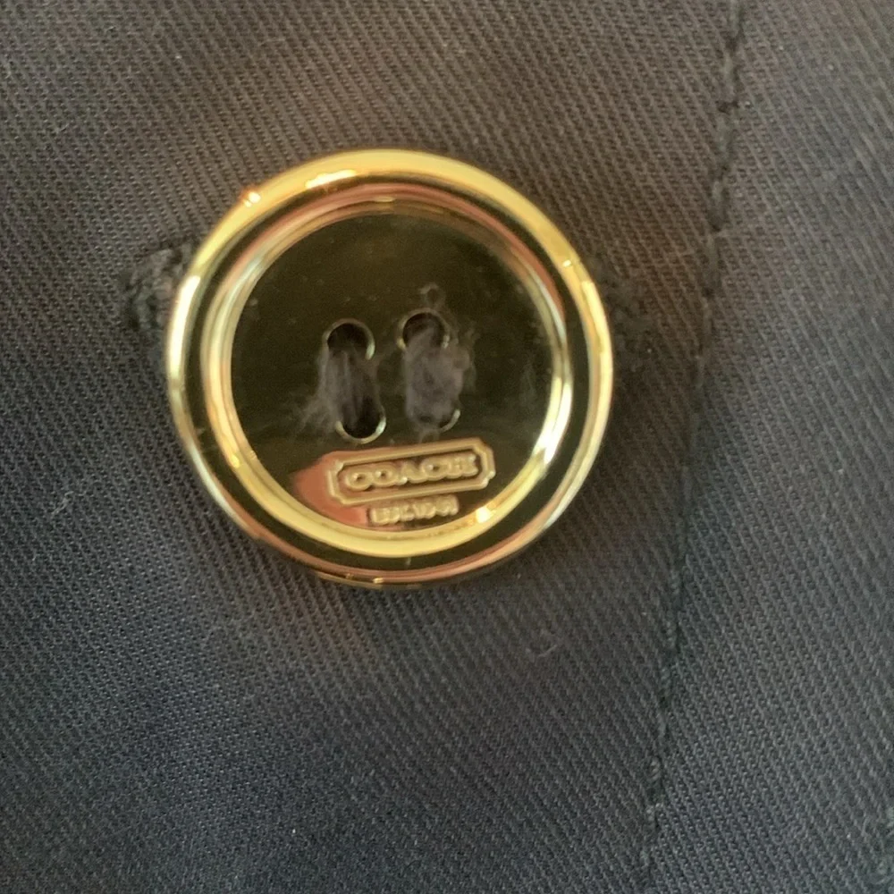Coach sz 4 navy blue jacket with 3/4 sleeves and gold button details